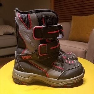 Alpine design Snow boots size 3